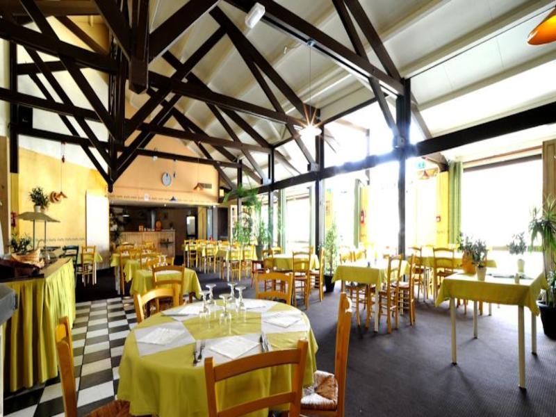 Ibis Budget Saint-Ouen-L'Aumone Exteriör bild