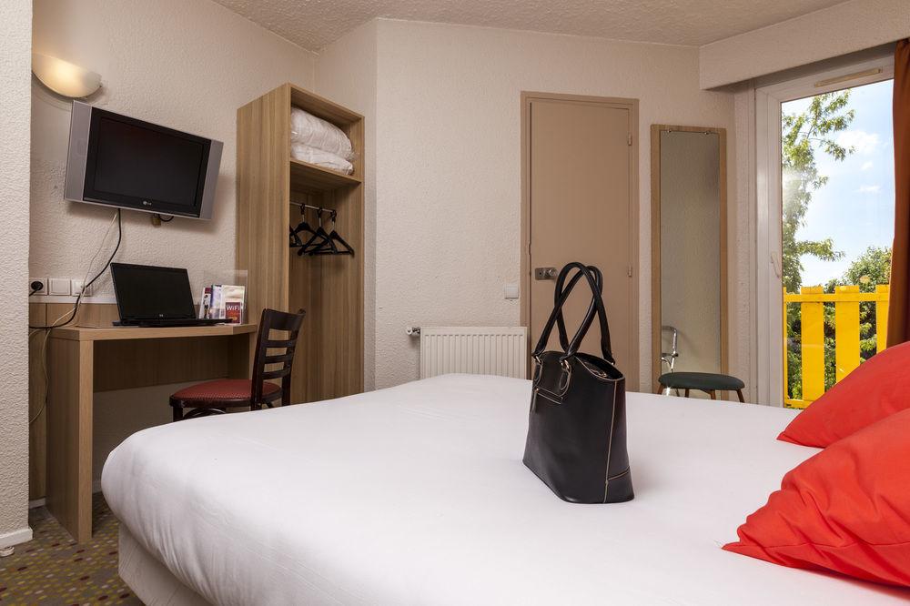Ibis Budget Saint-Ouen-L'Aumone Exteriör bild